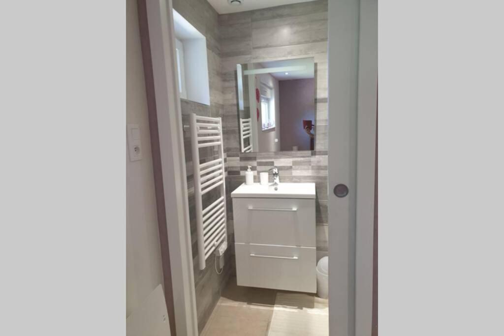Agreable Logement Pour 4 Pers A Deux Pas De Verdun Apartment Haudainville Ngoại thất bức ảnh