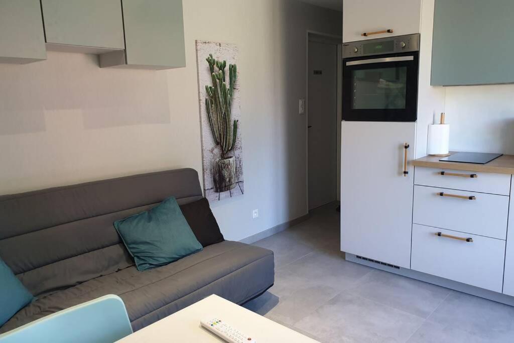 Agreable Logement Pour 4 Pers A Deux Pas De Verdun Apartment Haudainville Ngoại thất bức ảnh